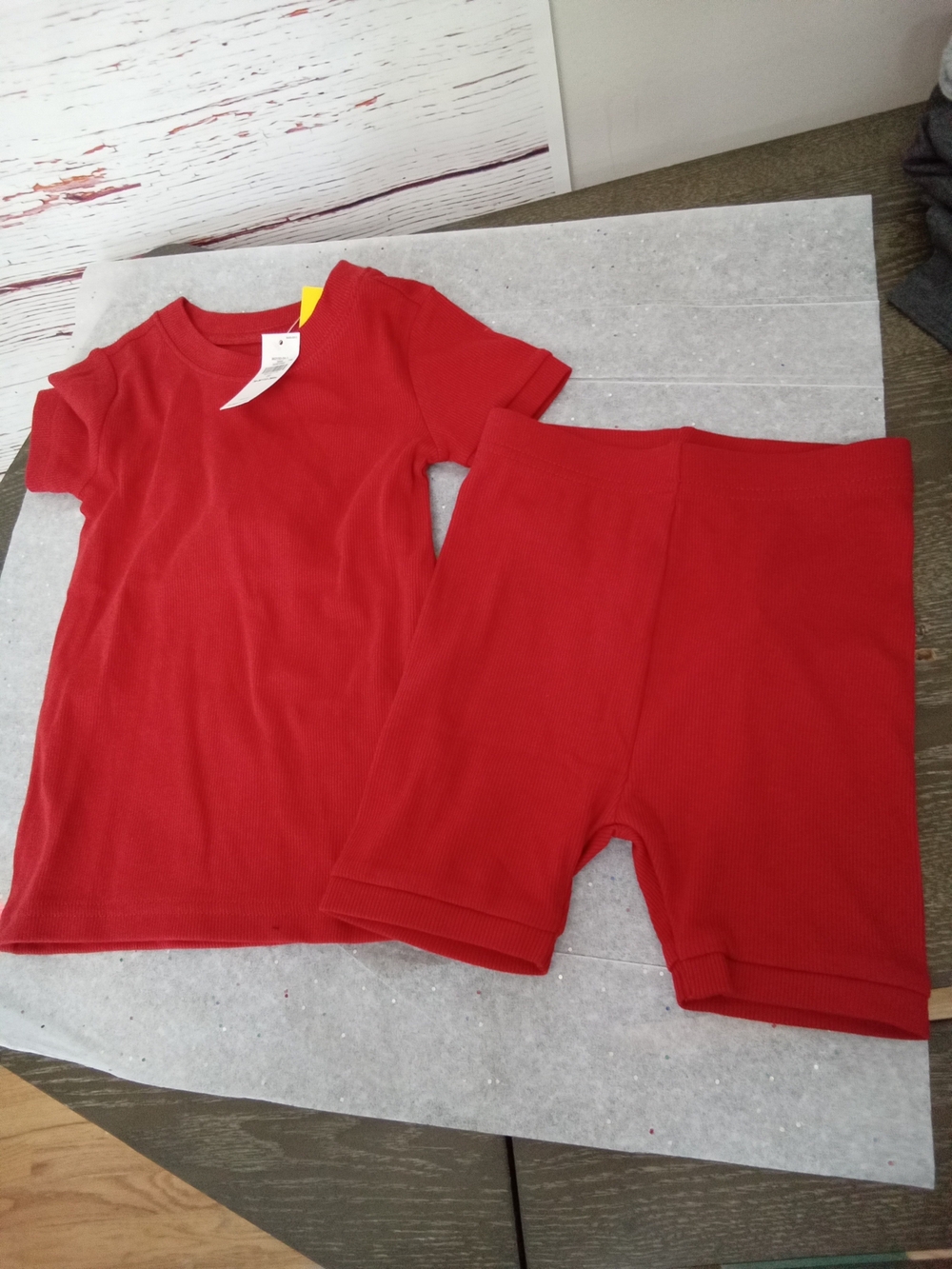 NWT Old Navy Girls 3T Red Ribbed 2 Piece Set